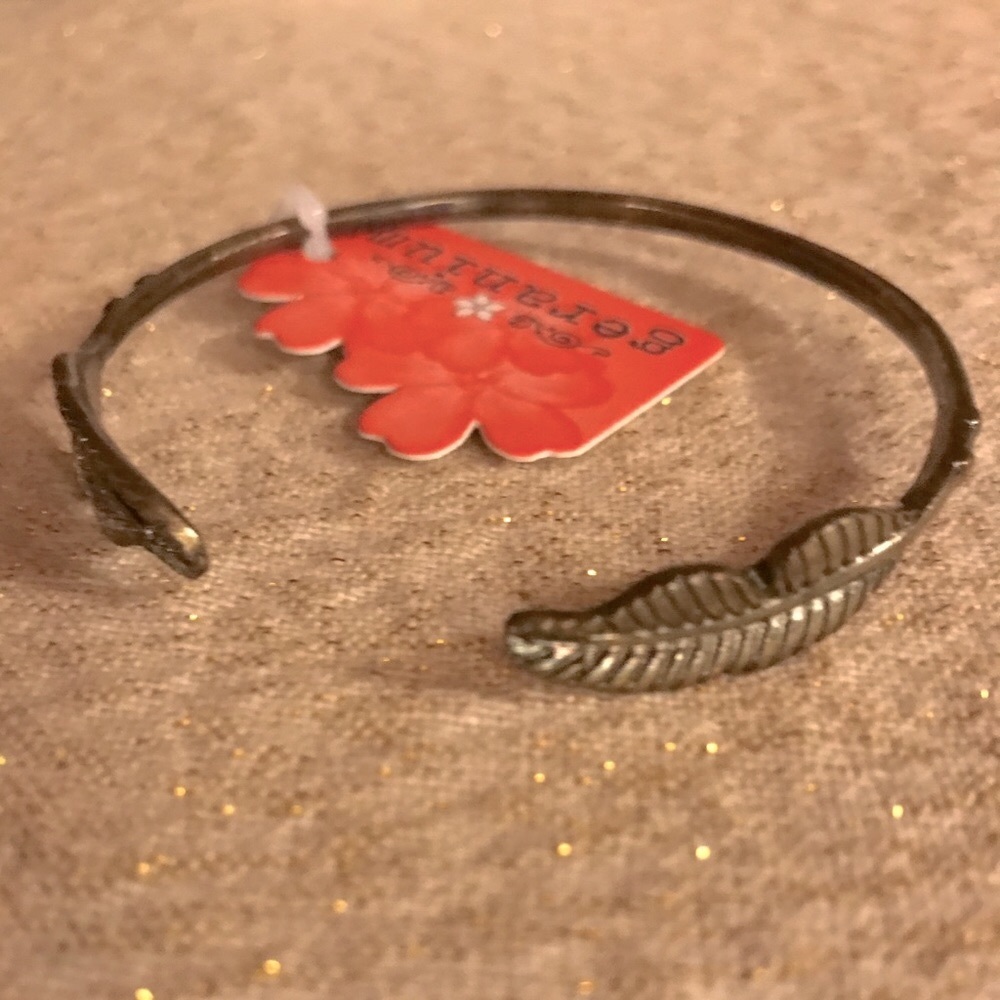 Narrow cuff bracelet